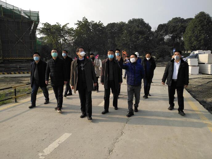 ���ŵ�ί��ǡ����³��ζ��ʶ� ����ţ���ݲ鳭����