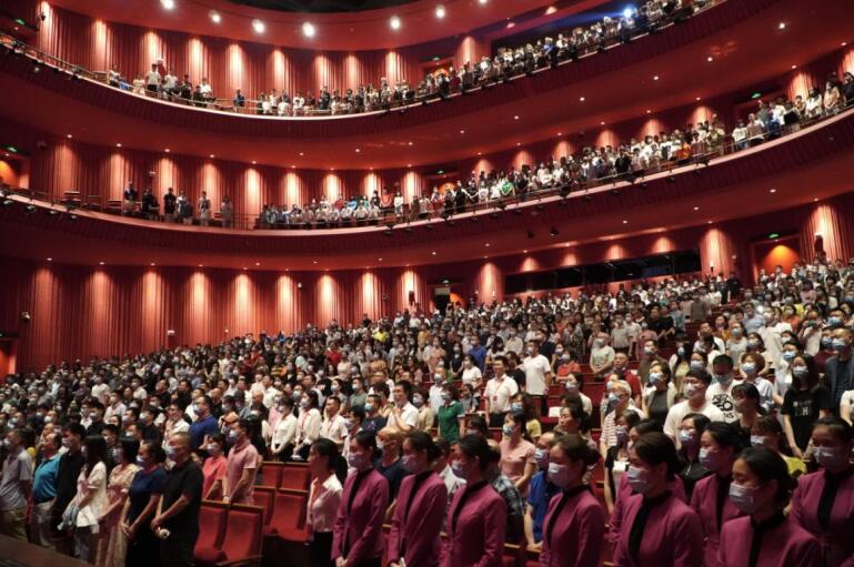 2021622144123894 红色芭蕾舞剧《闪闪的红星》闪灼四川