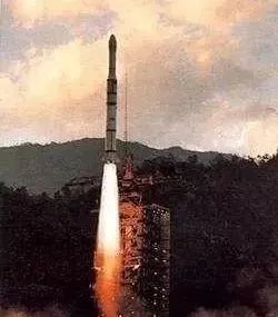 ����100�������ר�����ߣ�