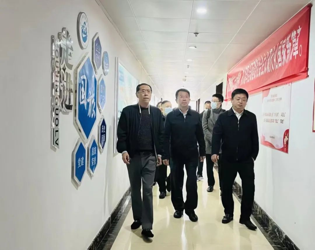 ���Ÿ������Ĵ������쵼����