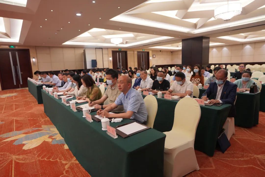 cafca4e4-3036-4d39-9cdc-8f990a81a206 cafca4e4-3036-4d39-9cdc-8f990a81a206