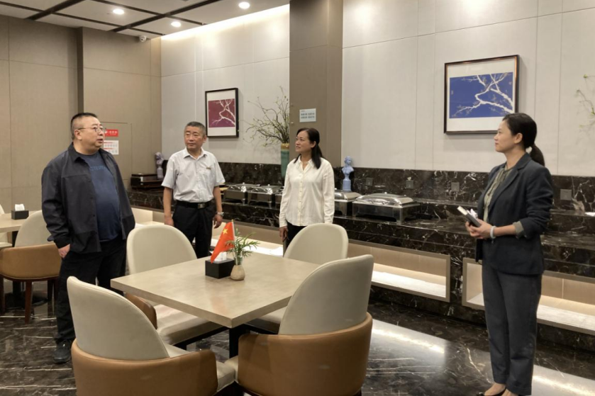 a165e37a-8710-48f2-90d5-6737fca7c7c8 a165e37a-8710-48f2-90d5-6737fca7c7c8