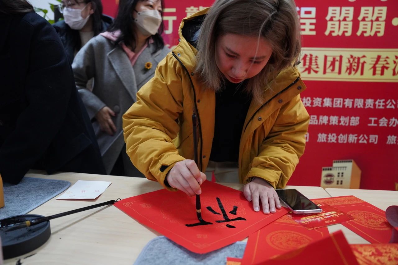 eac835dd-f9c4-4764-8015-93dbd8ceb8f9 eac835dd-f9c4-4764-8015-93dbd8ceb8f9