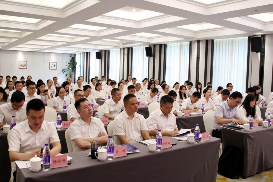 f23f01e8-17e4-4eaa-b396-3a294fc57646 f23f01e8-17e4-4eaa-b396-3a294fc57646