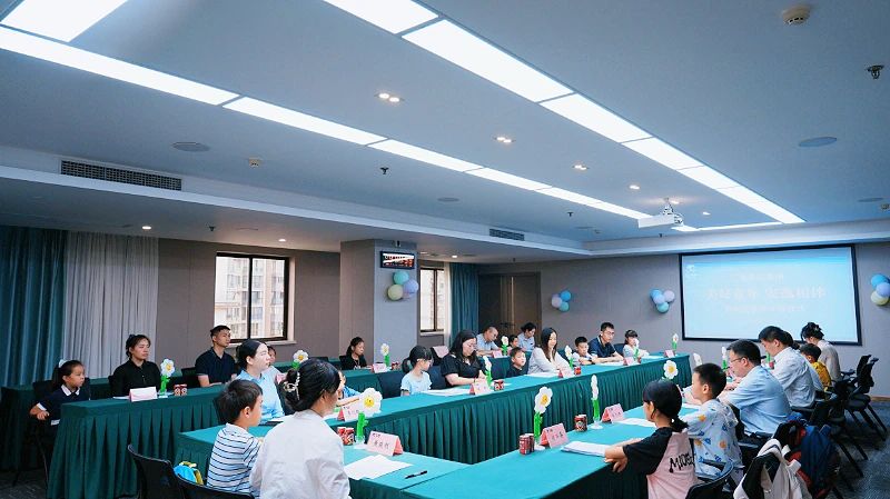 �Ĵ�ʡbevictorΰ�¼��š�����ͯ�ꡤ������顱���ڳɳ�Ӫů�Ŀ��࣡