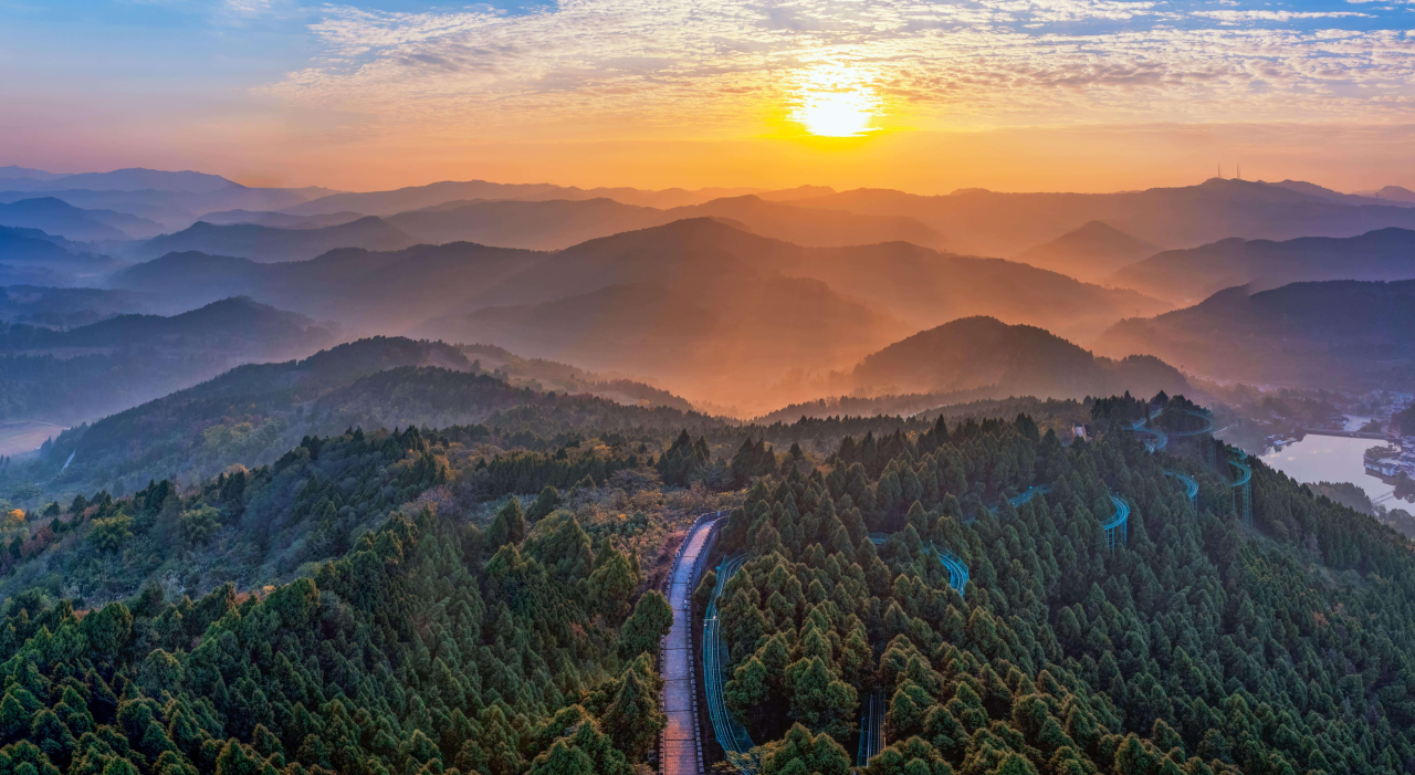 ������Ч�����ж� | bevictorΰ���ʹܹ�˾�ԡ��㡱�����桱���������ʲ���Ӫ